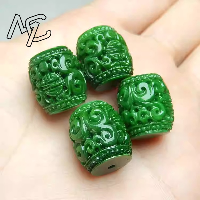Men Accessories For Gift - 5 cuentas talladas de Jade VERDE
