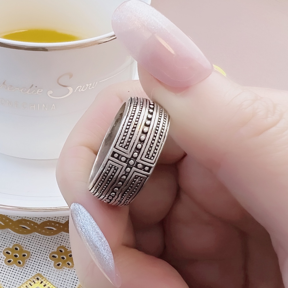 Anillo cruzado de Plata de Ley - Men Accessories Brand reseña y precio